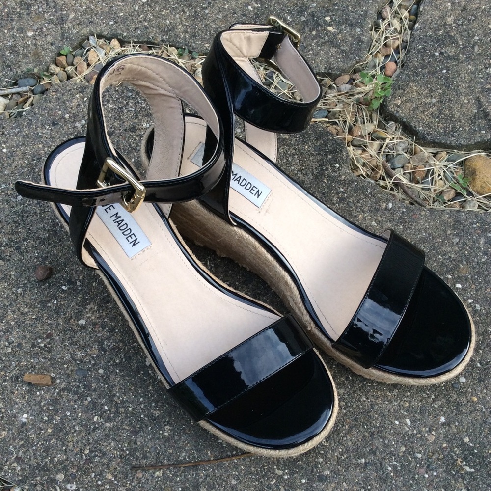 Steve Madden wedged sandals